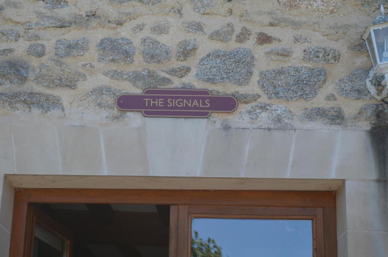 Character 2 Bed Cottage Within Walking Distance Of Bar/Restaurants Piégut-Pluviers 外观 照片