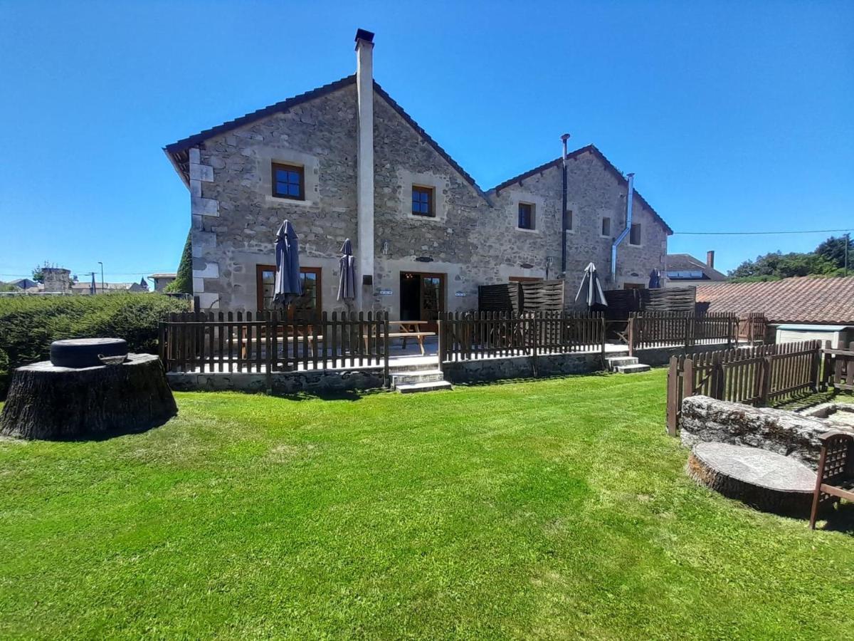 Character 2 Bed Cottage Within Walking Distance Of Bar/Restaurants Piégut-Pluviers 外观 照片